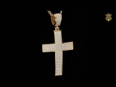 Classic luxury Moissanite cross pendant necklace