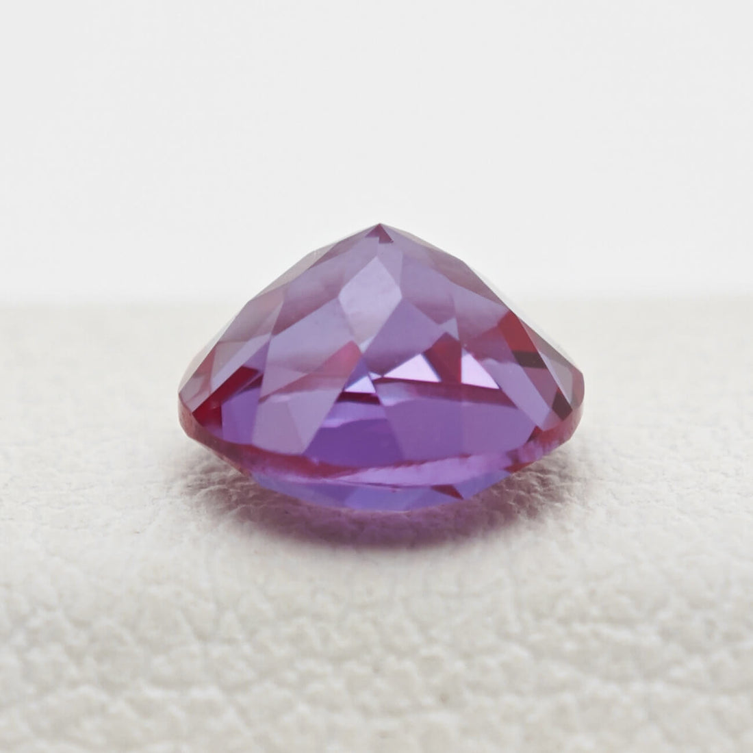 Round Brilliant Cut Lab Grown Alexandrite